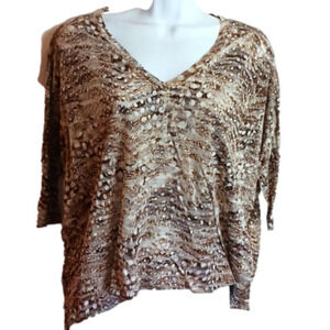 5/$20 BUNDLE 🎈 Animal Pattern Top